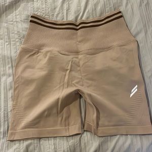 DOYOUEVEN Brand workout spandex shorts. Worn once. Size large.